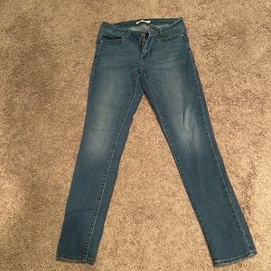 Womens Levi’s